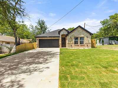 2405 Bomar Avenue Fort Worth, TX 76103
