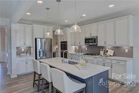 194 Winterberry St Mooresville, NC 28117