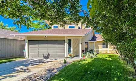 6526 N Amesbury Way Boise, ID 83714