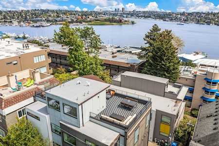 2120 Waverly Place N Seattle, WA 98109