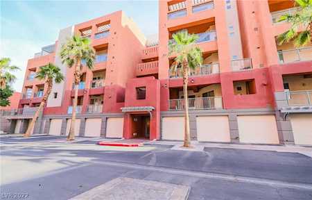 27 E Agate Ave #302 Las Vegas, NV 89123