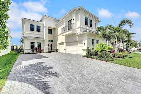 17048 Cappuccino Way Boca Raton, FL 33496