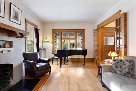 2419 Colfax Avenue S Minneapolis, MN 55405