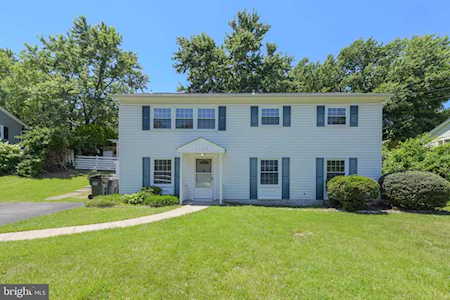 6100 Larkspur Dr Alexandria, VA 22310