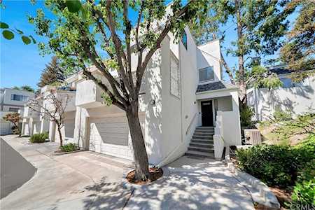 190 N Singingwood St #14 Orange, CA 92869