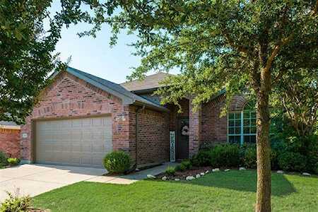 10436 Bradshaw Drive Fort Worth, TX 76108