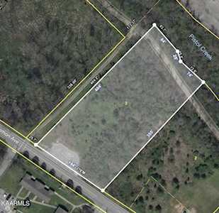 832 Mccammon Ave Alcoa, TN 37701