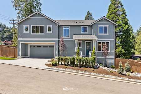 4071 164th Ct SE Bellevue, WA 98006