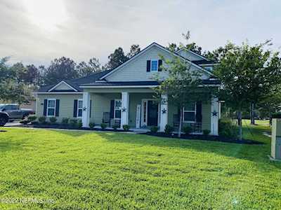 2391 Club Lake Dr Orange Park, FL 32065