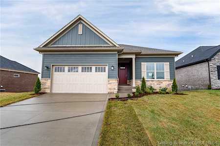 1625 Greenbrier Pointe Henryville, IN 47126
