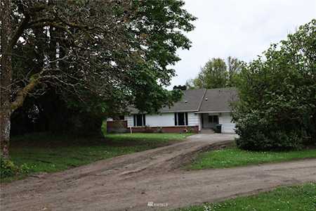 3711 Pacific Way Longview, WA 98632