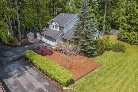 969 Baby Doll Rd E Port Orchard, WA 98366