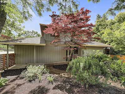 7987 SW Skyhar Dr Portland, OR 97223