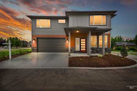 4357 N Bright Angel Ave. Meridian, ID 83646
