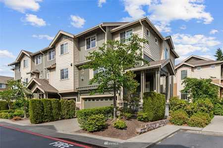 320 Chelan Place NE #H4 Renton, WA 98059