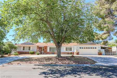 3747 Greencrest Dr Las Vegas, NV 89121