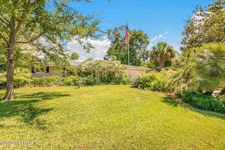 105 Oakwood Rd Jacksonville Beach, FL 32250