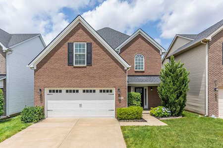 998 Sugarbush Trl Lexington, KY 40509