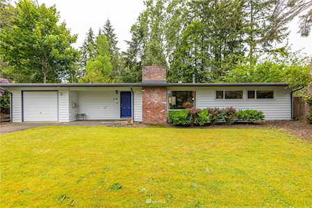 218 163rd Place SE Bellevue, WA 98008