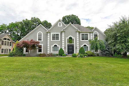 454 Claxton Glen Court Centerville, OH 45429