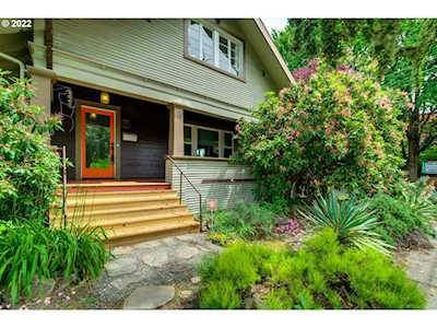 3786 SE 8th Ave Portland, OR 97202