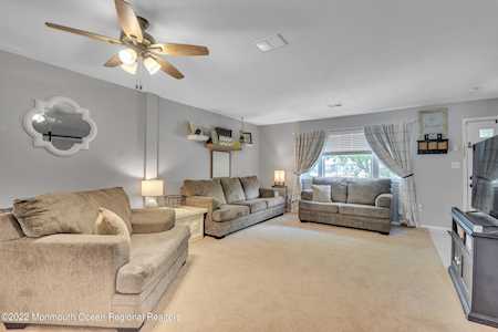 146 Esmeralda Ct Brick, NJ 08724