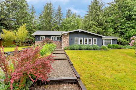 18225 171st Ave NE Woodinville, WA 98072