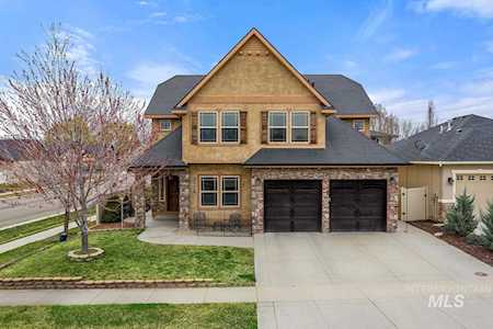 2732 N Vallin Ave Meridian, ID 83646