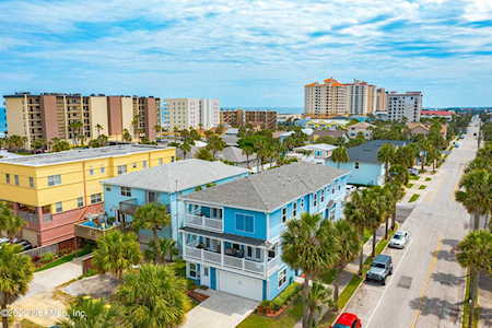 563 2nd St Jacksonville Beach, FL 32250