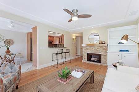 676 Summer View Circle Encinitas, CA 92024