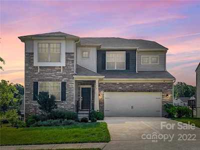 3439 Turkey Oak Ln Gastonia, NC 28056