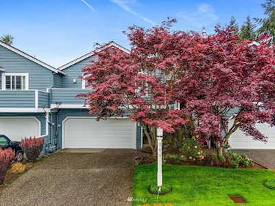 360 122nd Place NE Bellevue, WA 98005
