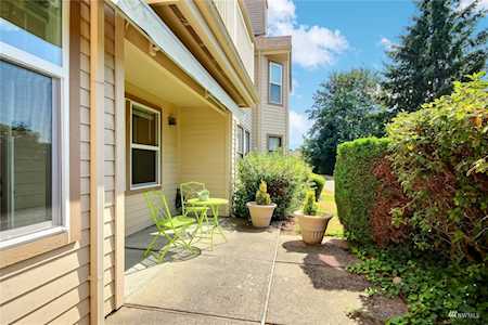 22244 SE 42nd Ln Issaquah, WA 98029