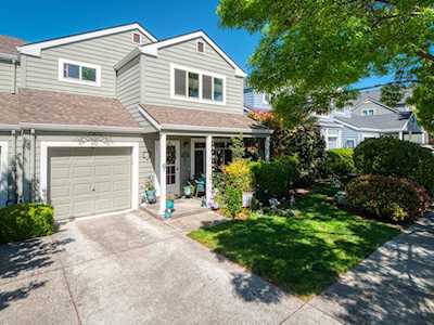 60 Crocker St Ashland, OR 97520
