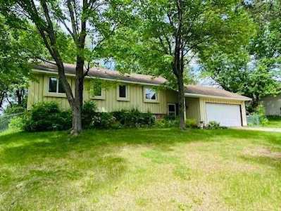 2850 Wildcrest Lane Stillwater, MN 55082