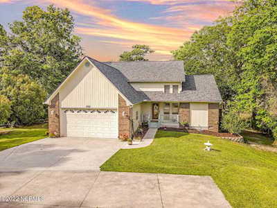 252 River Reach Drive Swansboro, NC 28584