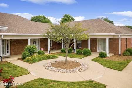 7930 Stovall Ct Louisville, KY 40228