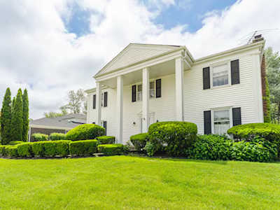 3861 Brittany Rd Northbrook, IL 60062