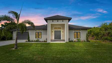 240 Sunset Rd N Rotonda West, FL 33947