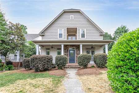 1004 Gainsborough Dr Matthews, NC 28104