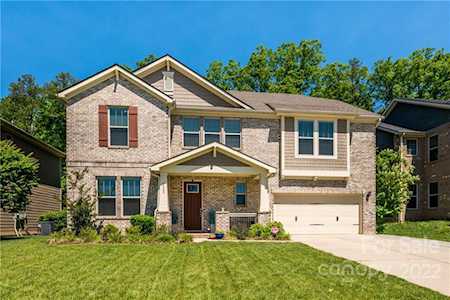 1009 Willowcroft Dr Matthews, NC 28104