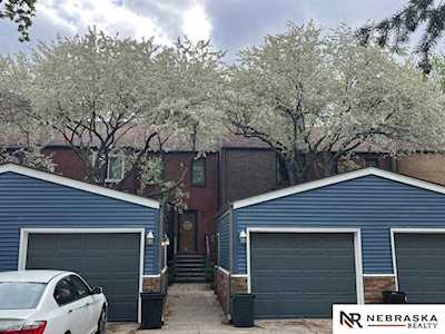 5809 Berkeley Dr Lincoln, NE 68512
