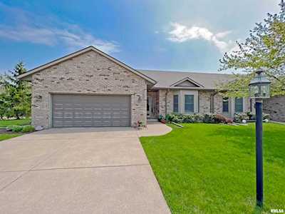 6918 N Willow Ridge Dr Peoria, IL 61614