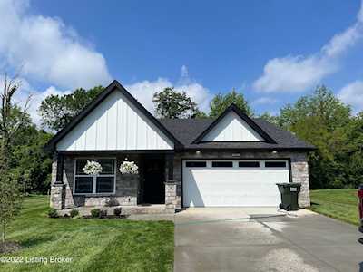 9014 Manslick Commons Dr Louisville, KY 40219