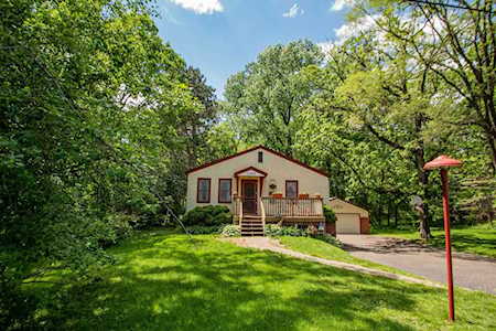 1353 Griffin Avenue Mahtomedi, MN 55115
