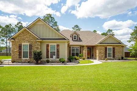 7371 Woodbend Trail Hahira, GA 31632