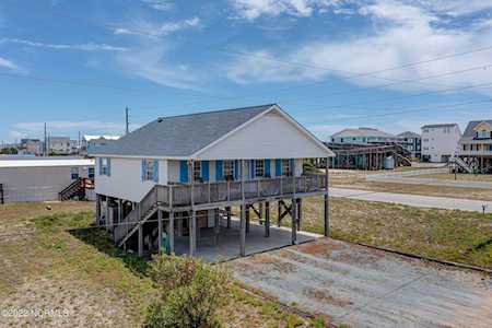 1902 Bird Lane North Topsail Beach, NC 28460
