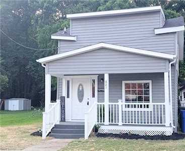 621 North Ave Newport News, VA 23601
