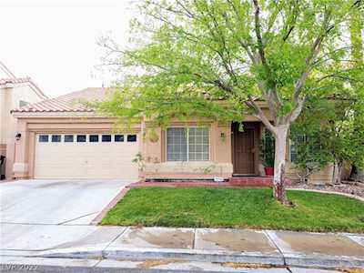 2017 Canyon Breeze Dr Las Vegas, NV 89134