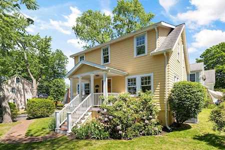 70 Baker Ave Lexington, MA 02421